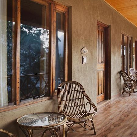 Shivadya Tirthan - Tirthan Valley Gushaini Kültér fotó