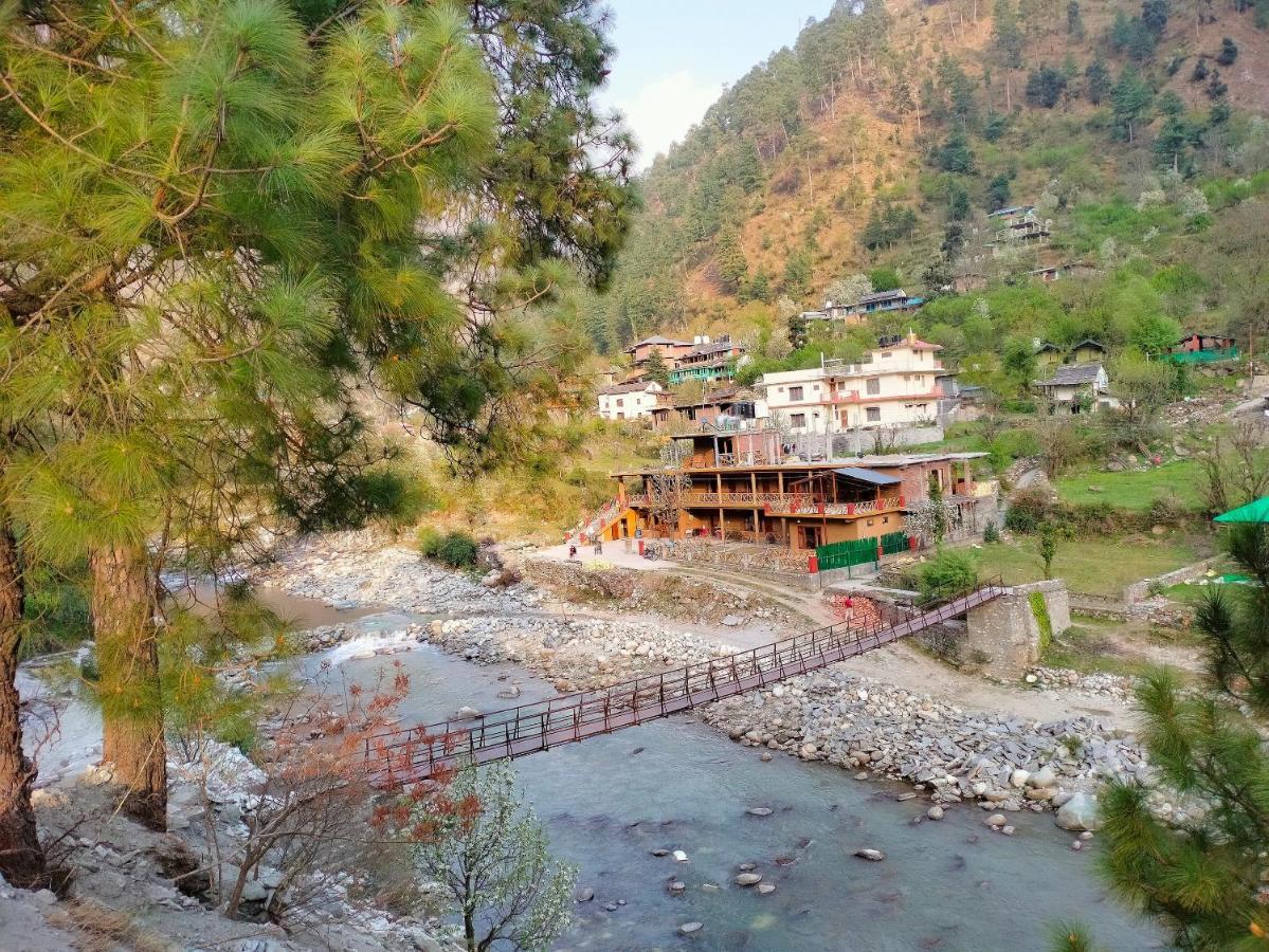 Shivadya Tirthan - Tirthan Valley Gushaini Kültér fotó