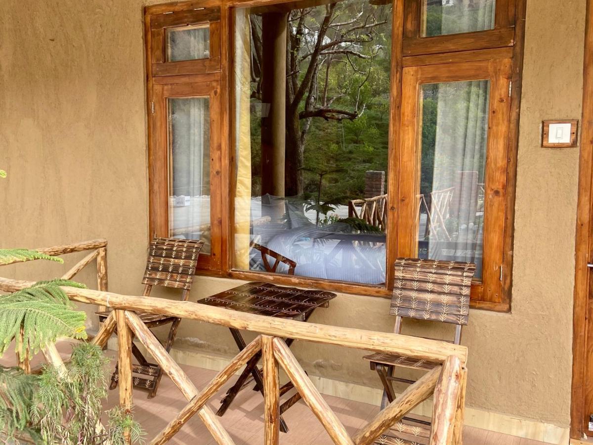 Shivadya Tirthan - Tirthan Valley Gushaini Kültér fotó
