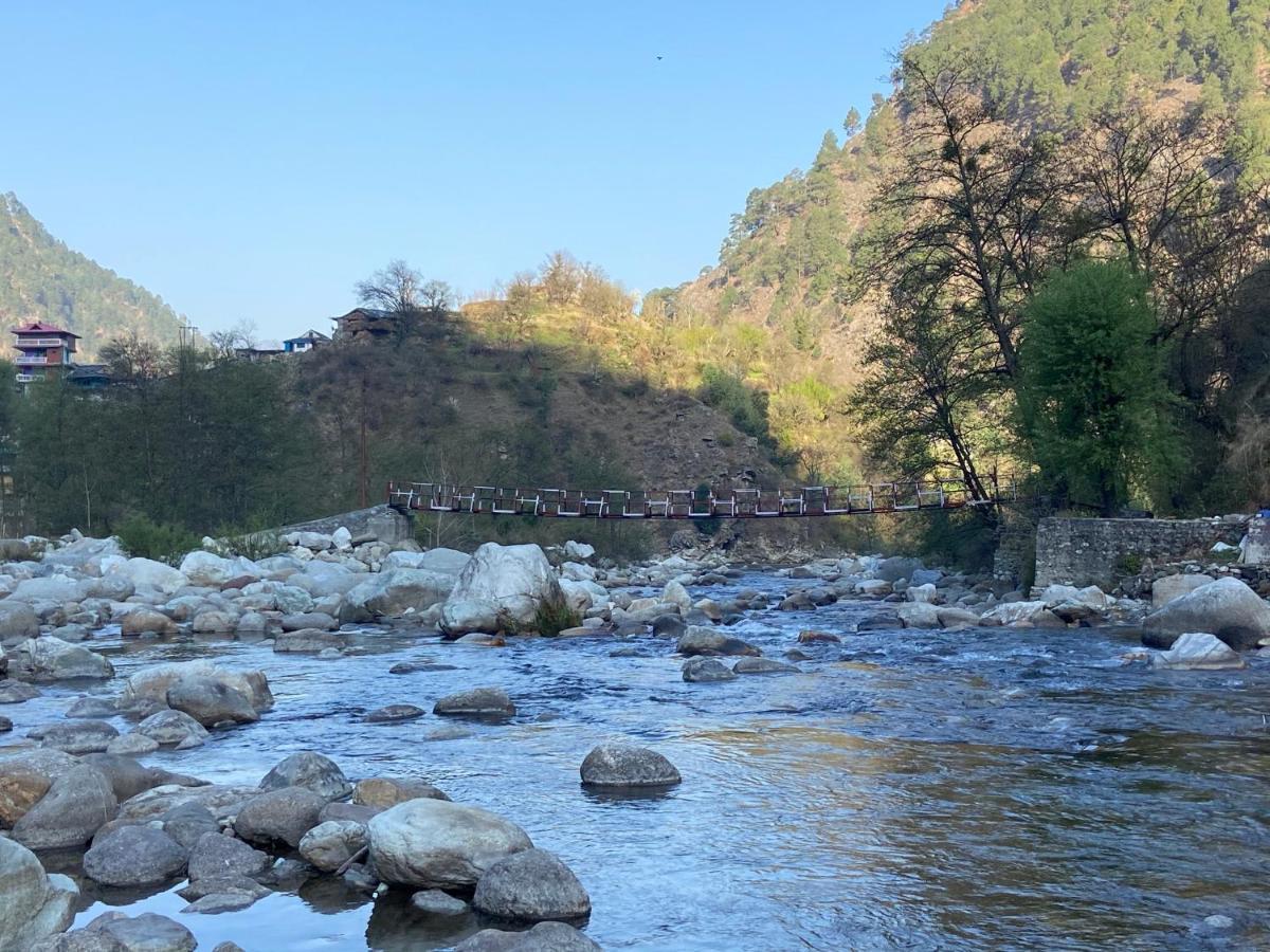 Shivadya Tirthan - Tirthan Valley Gushaini Kültér fotó