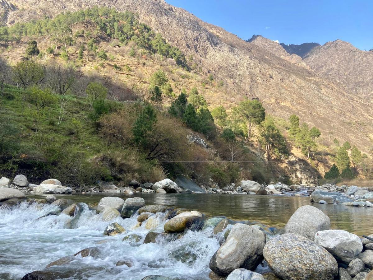 Shivadya Tirthan - Tirthan Valley Gushaini Kültér fotó