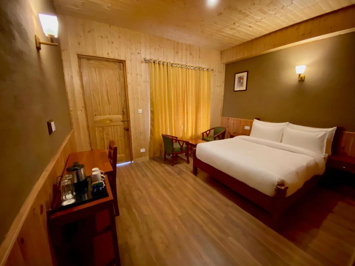 Shivadya Tirthan - Tirthan Valley Gushaini Kültér fotó
