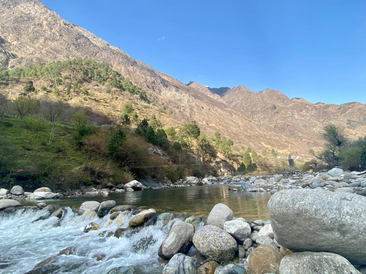 Shivadya Tirthan - Tirthan Valley Gushaini Kültér fotó