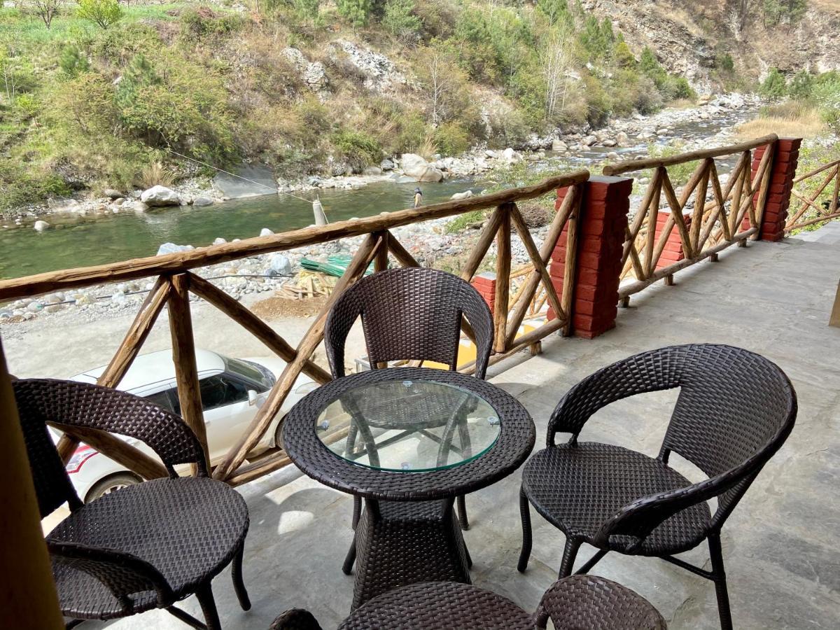 Shivadya Tirthan - Tirthan Valley Gushaini Kültér fotó