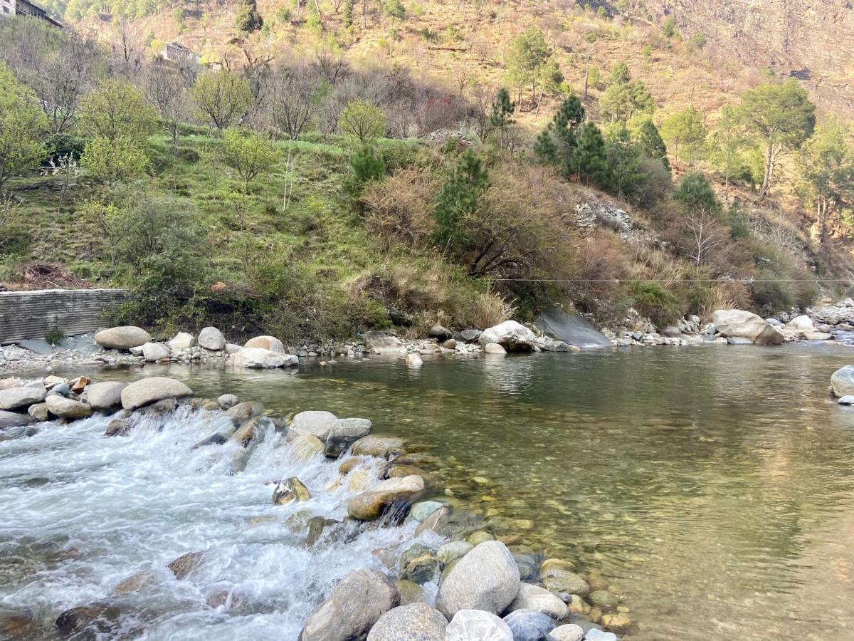 Shivadya Tirthan - Tirthan Valley Gushaini Kültér fotó